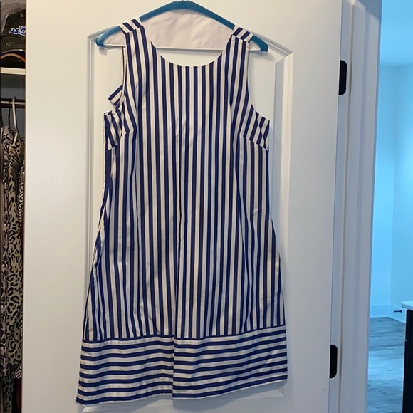 Vineyard Vines Dresses & Skirts - vineyard vines women’s dress